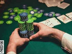 德州扑克游戏：玩法：下大注为什么更容易被“精确读牌”？【EV扑克】