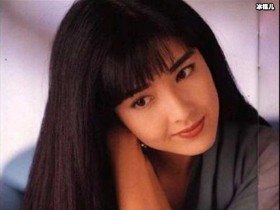 德州扑克在线APP:被称为玉女掌门人周慧敏年轻时候到底有多美【大发扑克】