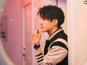 德州扑克在线APP:刘昊然演技如何?为何提名金扫帚奖!【大发扑克】