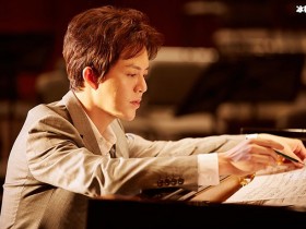 德州扑克在线APP:李云迪疑似恋情曝光?李云迪当街小便被网友指钢琴王子形象崩塌!【大发扑克】