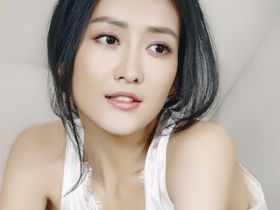 德州扑克在线APP:王鸥新剧浴袍出镜露美腿!是其演过最大尺度的电视剧吗?【大发扑克】