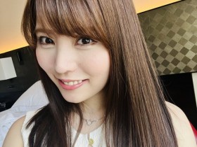 德州扑克游戏视频:松本梨穗(松本梨穂)出道作品番号及封面,松本梨穗个人简介【GG扑克】