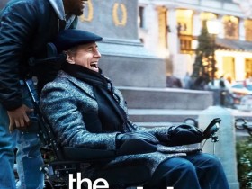 德州扑克游戏:喜剧天王硬刚高额桌杀神,决战900,000刀巨池【EV扑克】