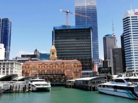 德州扑克技巧:新西兰博彩改革:能否驯服每年5.2亿流向海外的“野马”?