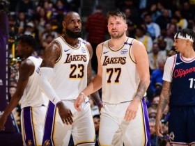 德州扑克技巧:焦点球星连续出场,状态起伏引发热议