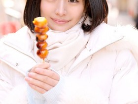 德州扑克游戏视频:HMN-895 现役美食网红女大生出道了,45公分极纤细腰太有看点!【GG扑克】