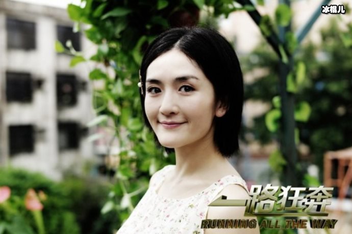 谢娜曾被他骂哭黄渤见他得称师爷，可对张艺兴他为何却处处照顾