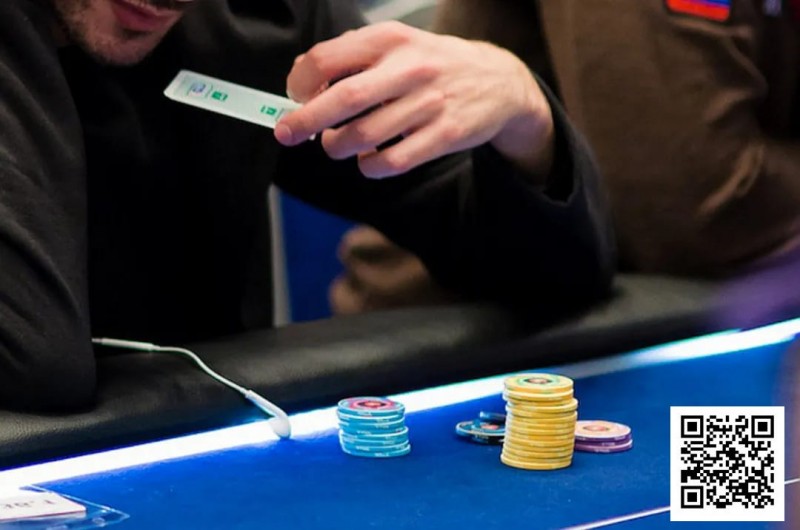 德州扑克游戏:扑克策略深度解析:长期盈利的核心在于“学会弃牌”【EV扑克】