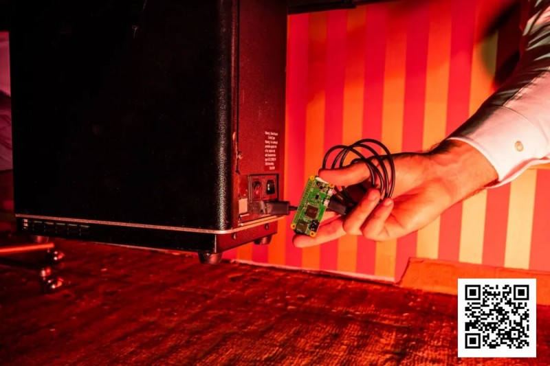 记者“黑”进洗牌机，完整曝光扑克作弊新方式