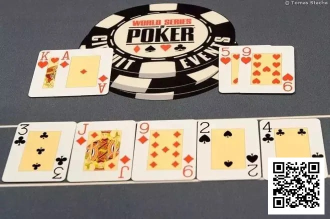 德州扑克游戏：摊牌暴露的这些有效信息，你都注意到了吗？【EV扑克】