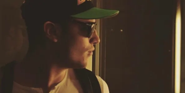 “理论限制直觉”：职业玩家Nicolò Serlenga拆解转牌尺度的艺术，对手KK苦思15秒弃牌