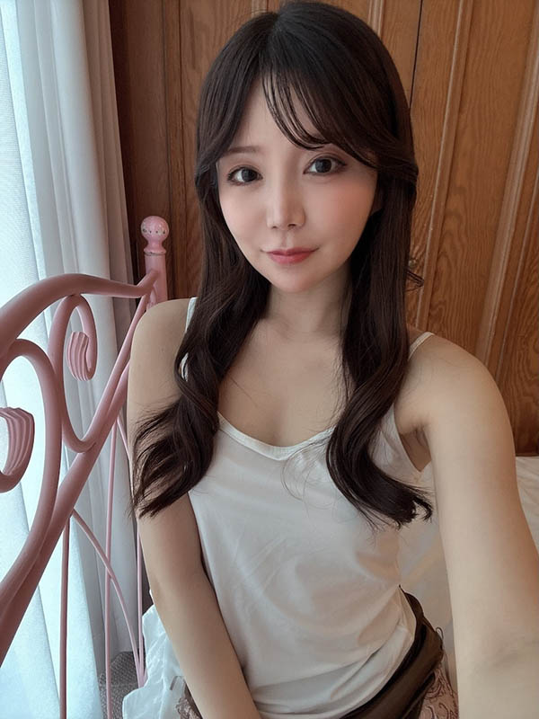 德州扑克游戏视频：番号(PRED-830) 因老师的无戒心翘臀而欲望暴走，和香夏树无数次发情变性欲怪物…【GG扑克】