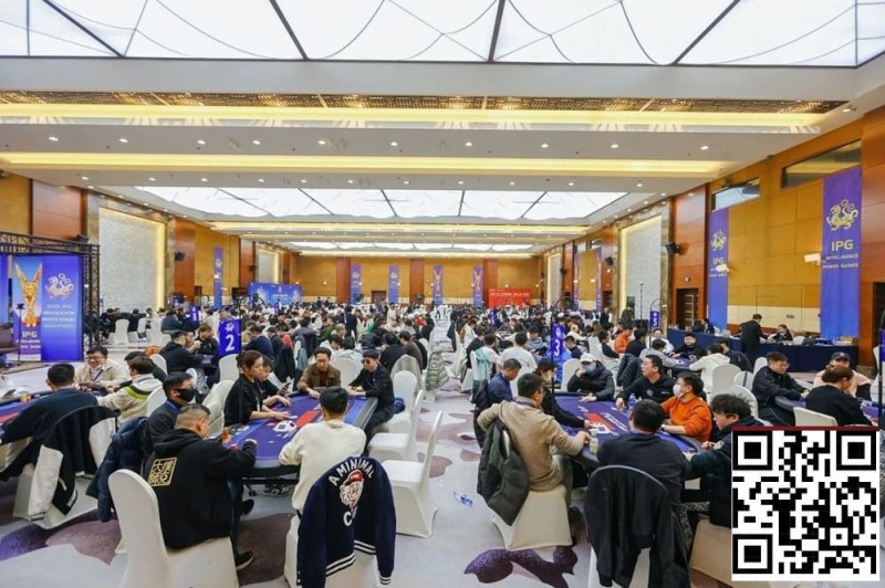 德州扑克游戏:2026 IPG季中赛选拔赛|步入高潮!主赛B组307人燃情竞争剩79人晋级!杨晓鹿装袋36.9万计分牌成CL!明日C/D组最后晋级机会!【EV扑克】