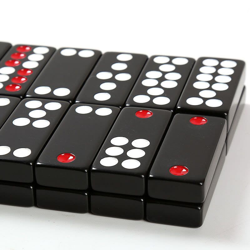 德州扑克技巧：大发娱乐牌九游戏震撼上线：传统智慧与现代竞技的完美交锋