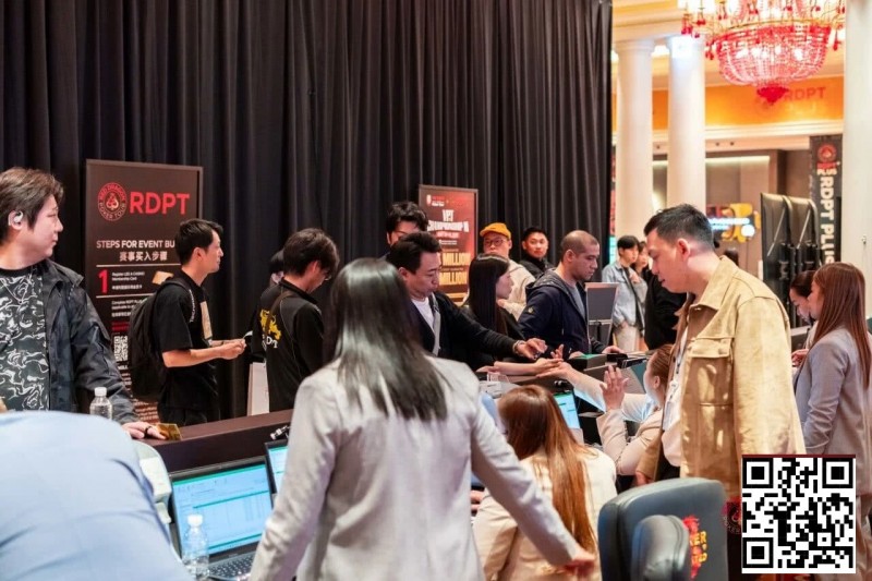 德州扑克游戏:2026红龙杯PLUS|首赛即登顶!蔡炜珏倒数第二记分逆袭斩获神龙觉醒开幕赛冠军,赢系列赛首件冠军夹克!【EV扑克】