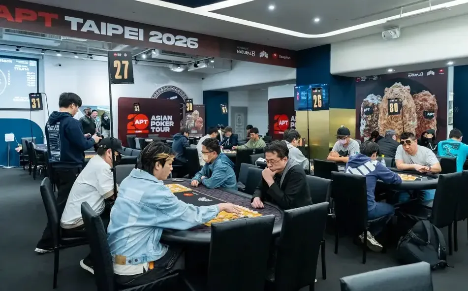 史上首次！国际扑克和中国象棋竟联动比赛，国人xuang888勇夺生肖狂欢赛冠军！