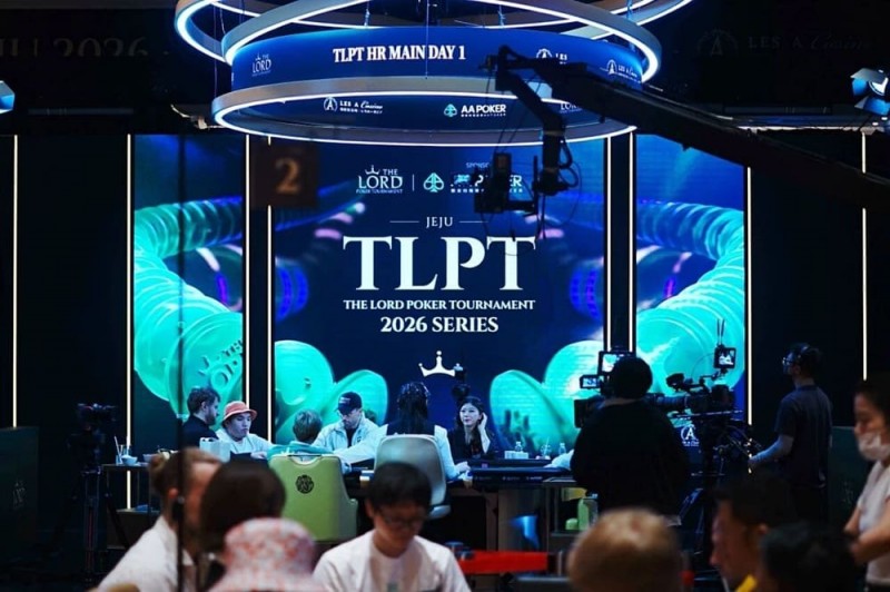 德州扑克游戏：TLPT济州岛站｜火热继续！巡游豪客主赛Day1众星云集Jungleman装袋89.5万计分牌登顶CL携手11人明日争冠！10k明星挑战赛重磅来袭！【EV扑克】