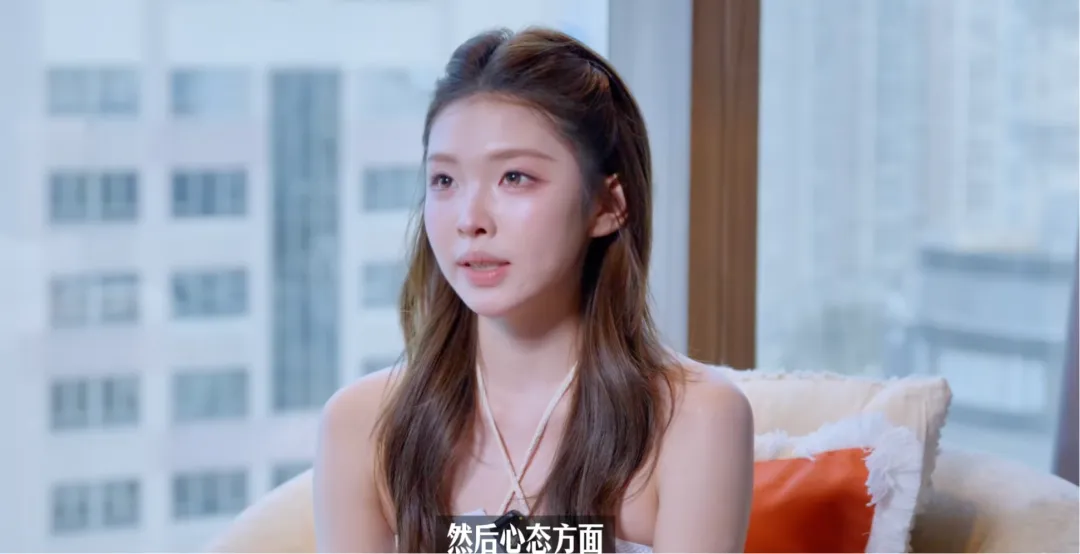 牌桌落泪的少女JJE：他们不会心疼，就是使劲的锤，能怎么锤就怎么锤