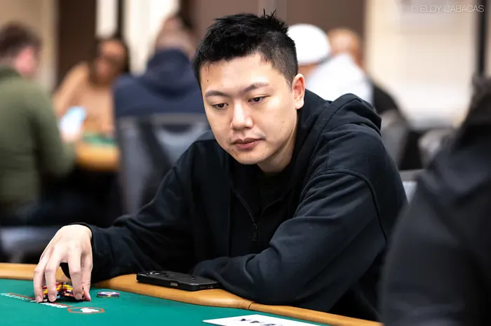 以为出局走到门口,被叫回后打出奇迹:Wesley Fei的WSOP主赛死里逃生记
