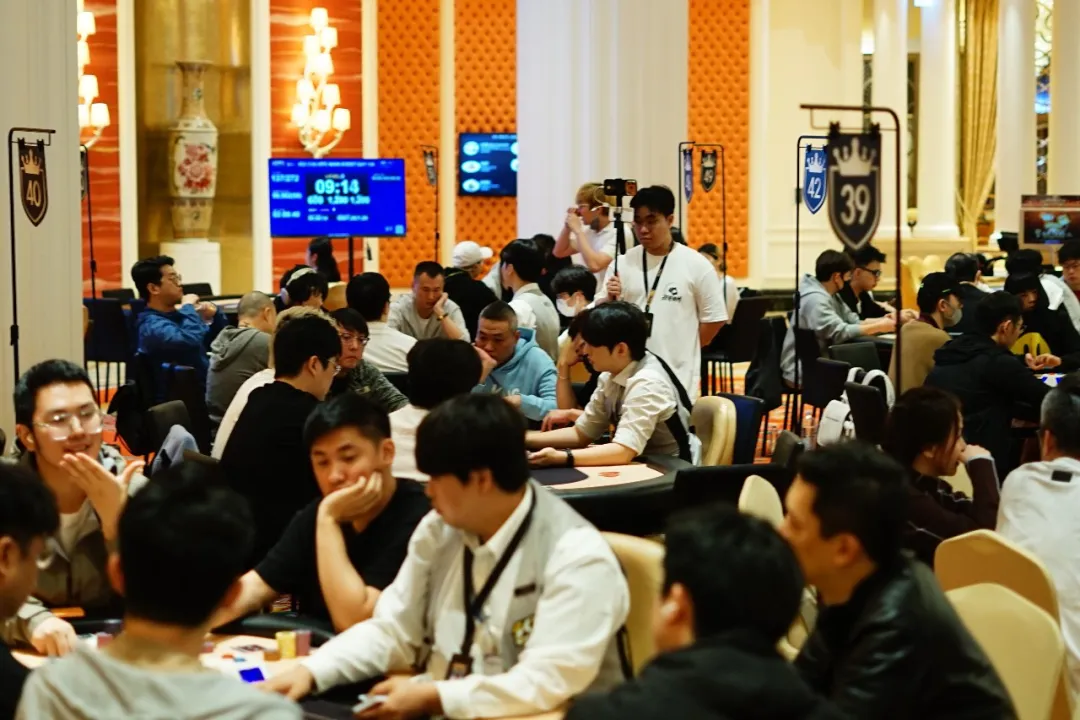 2026KPC济州站|主赛事燃情开启!A组火爆开局314人次参赛40人突围晋级,王竹斋强势领跑装袋66.6万筹码斩获CL!多场重磅赛事陆续来袭!