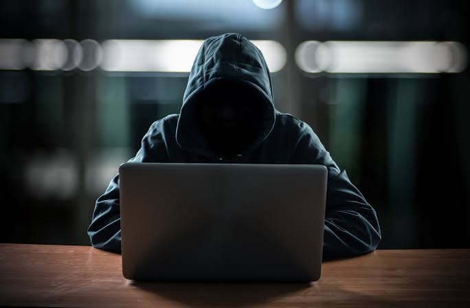 德州扑克技巧：开源信仰的裂缝：Coldcard被盗1亿美元比特币，暴露了代码审查的残酷现实【EV娱乐场】