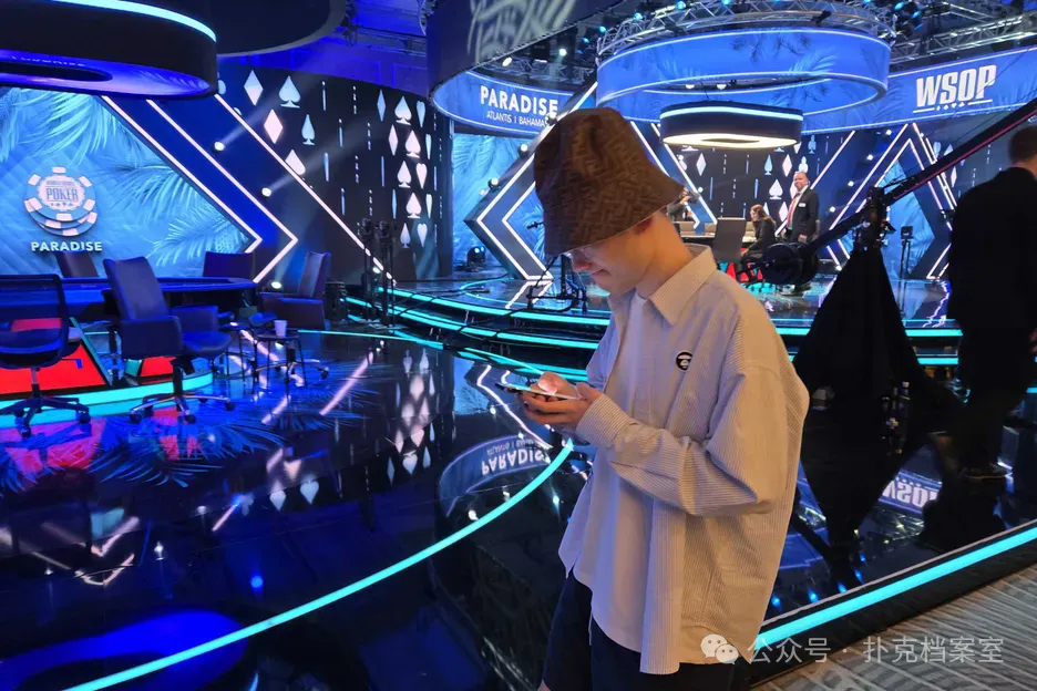 你总以为放下手机就能打好牌，但真正的问题是你根本受不了无聊