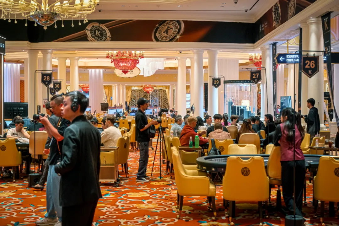2026 KPC Poker | 王者主赛事Day2收官,9人FT诞生!茅人及成泡沫男孩,黄鹏背靠背打入主赛FT